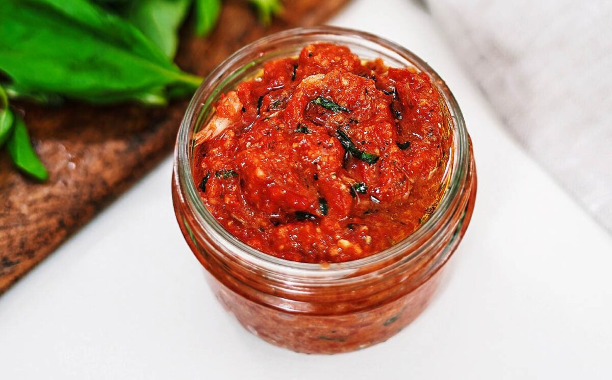 vegan red pepper pesto for roasted red pepper recipes