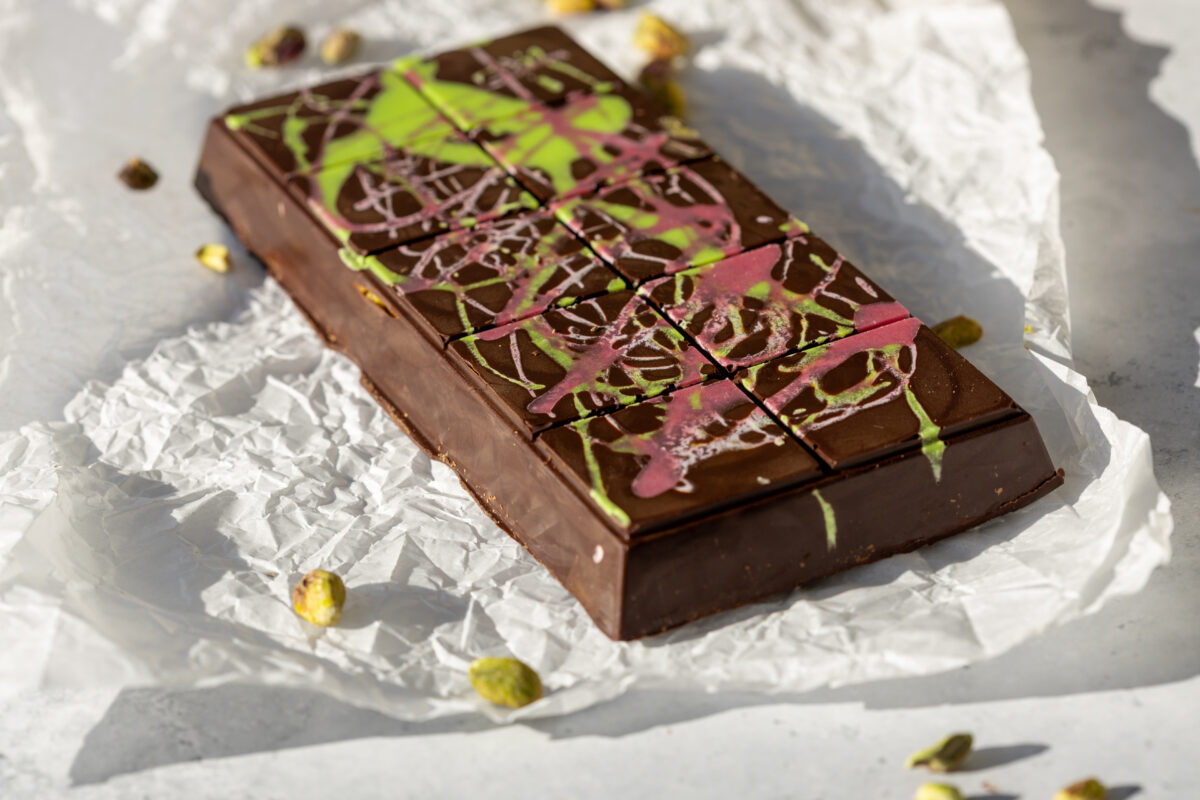 Vegan Dubai Chocolate with pistachio cream and homemade kataifi