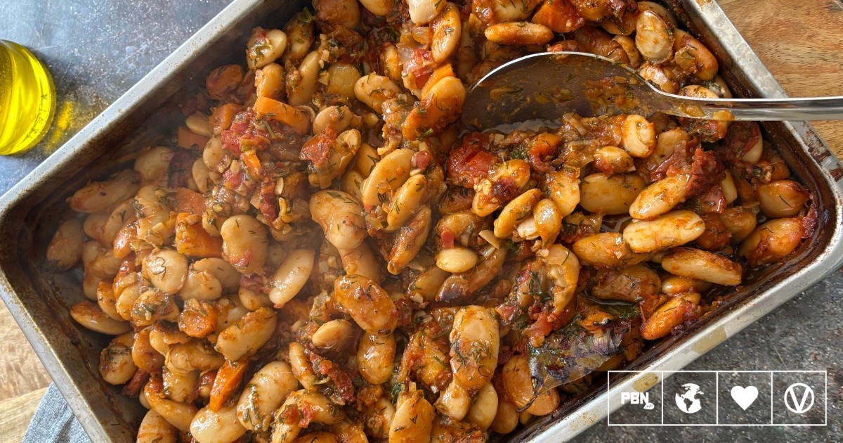 Greek Gigantes With Garden Veggies