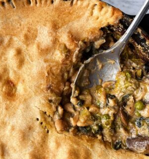 leeky bean pie with mushrooms and cannellini beans with shortcrust pastry