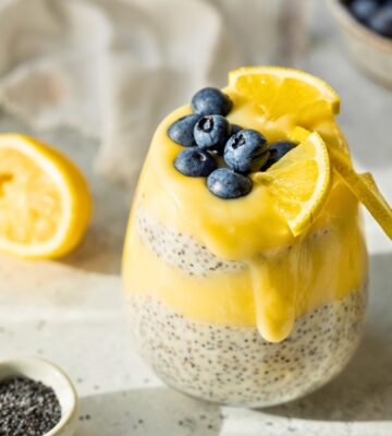 lemon poppy seed chia pudding with blueberries and lemon curd