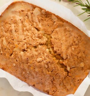 rosemary clementine cake with olive oil and gluten-free flour