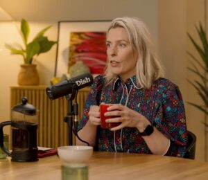 Photo shows vegan comedian Sara Pascoe during a recent appearance on the Dish podcast, where she said, “I love not eating animals”