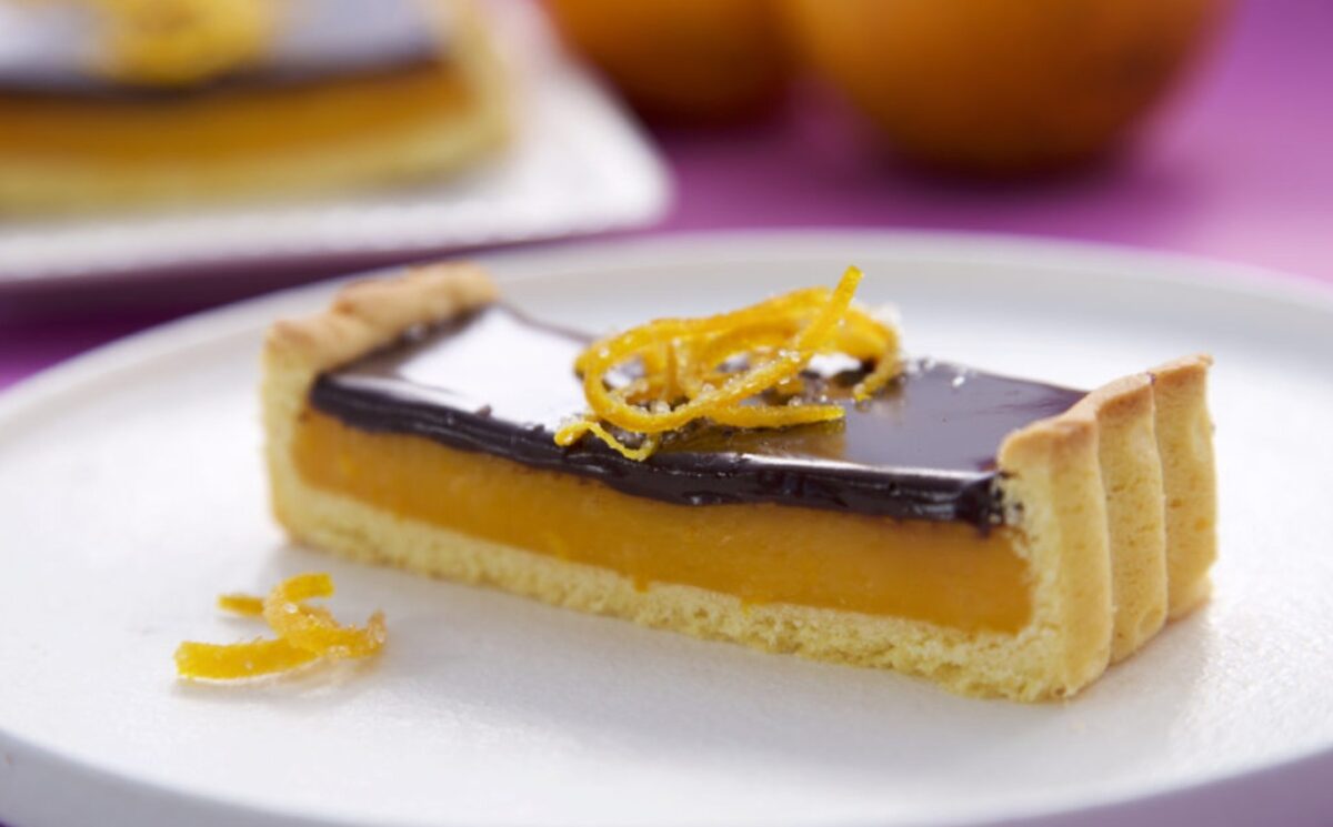 vegan jaffa tart with orange peel, chocolate ganache, and orange curd for your next tea party