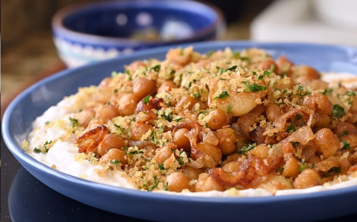 These fried chickpeas with yogurt sauce and herby breadcrumbs are one of Vora's 3 restaurant-style vegan chickpea recipes