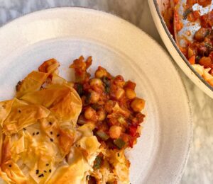 tomato spinach and chickpea filo pie