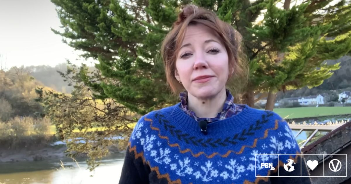 Comedian Diane Morgan Says ‘Horrific’ Factory Farming Prompted Her To Go Vegan