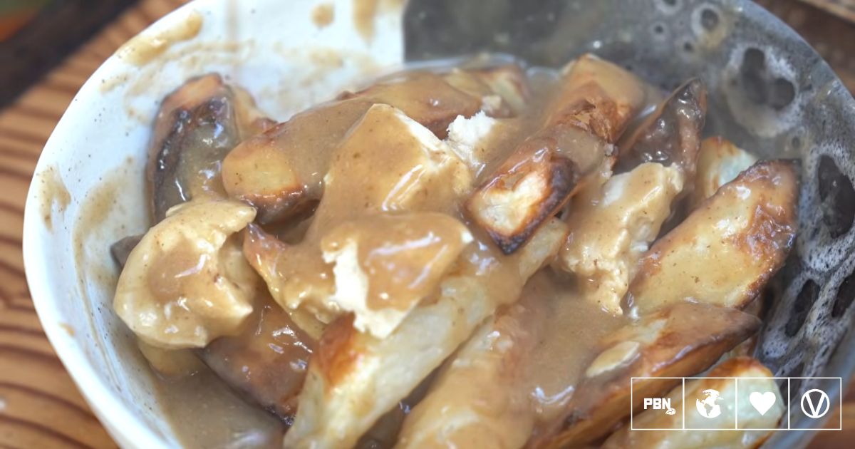 This Vegan Poutine Recipe Actually Pulls Off Cheese Curds