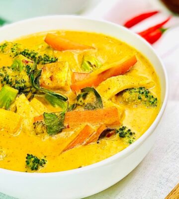 vegan yellow Thai curry with rice for savory flavor combinations