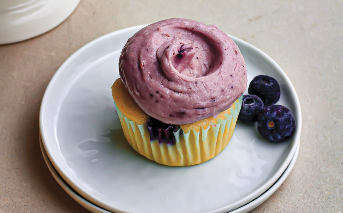 Zesty Blueberry Cupcakes with juicy blueberries, tangy cream cheese frosting, and citrus