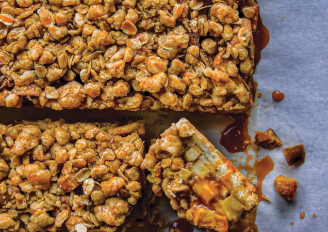 Vegan Apple Crumble Bars with vegan ingredients, cinnamon, a shortbread base, and a tangy apple filling
