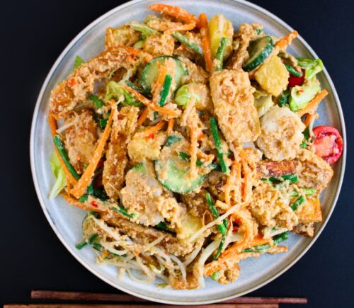 Gado-Gado (Mixed Salad With Peanut Sauce)