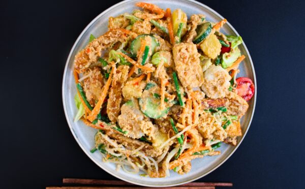 Gado-Gado (Mixed Salad With Peanut Sauce)