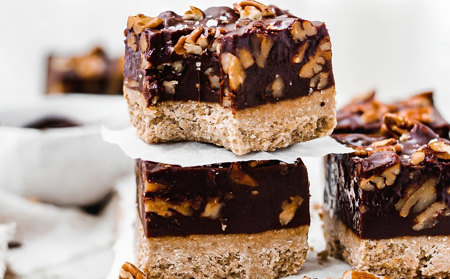 chocolate pecan fudge bars vegan - vegan pecan recipes