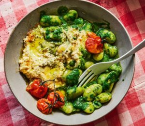 mean green bean bowl with tofu cream cheese and roasted cherry tomatoes